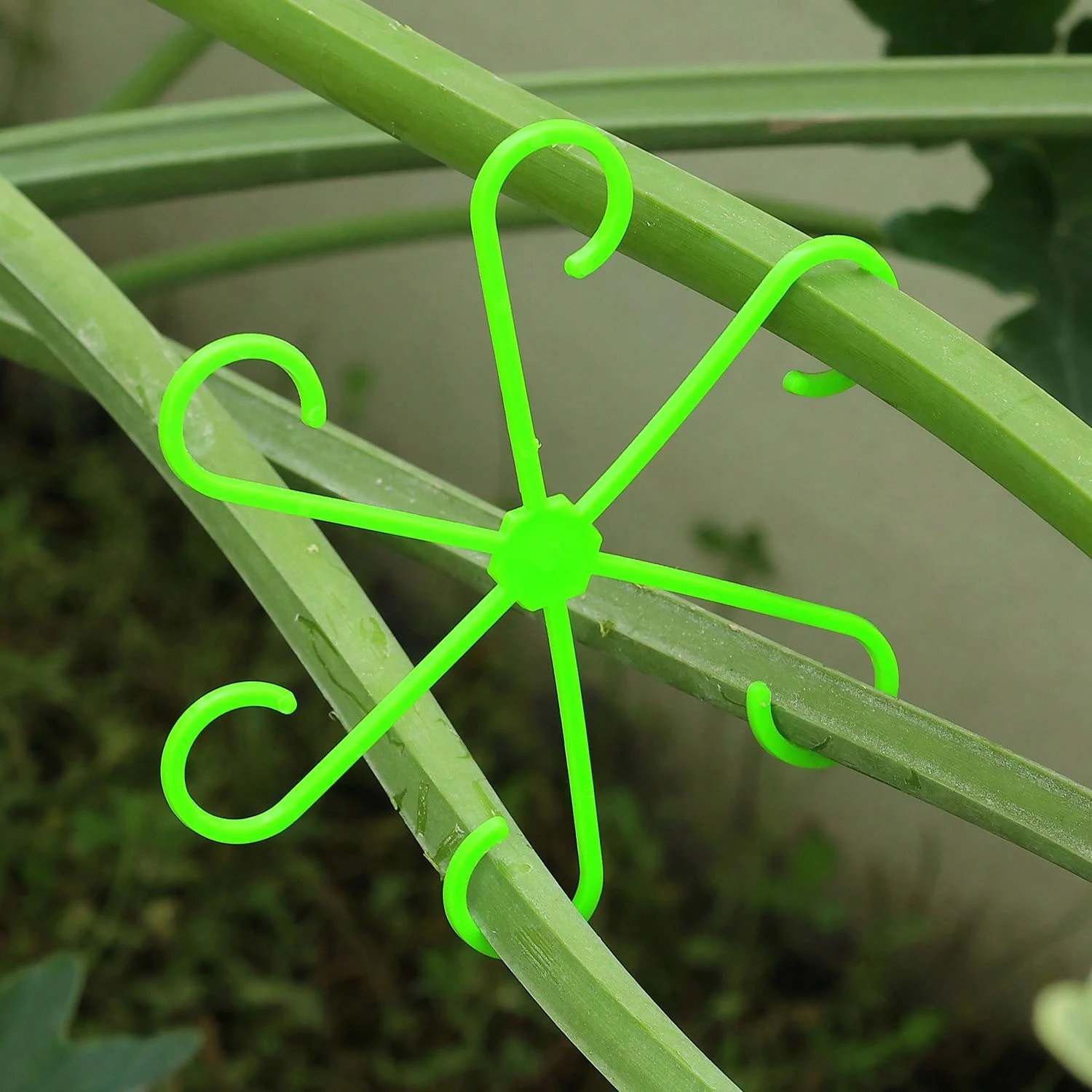 1Pc Plastic Plant Support Clip - Vine Climbing Plastic のレビューと価格